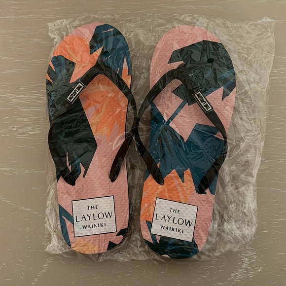 The Laylow Waikiki Flip Flops size 9 - Picture 2 of 3